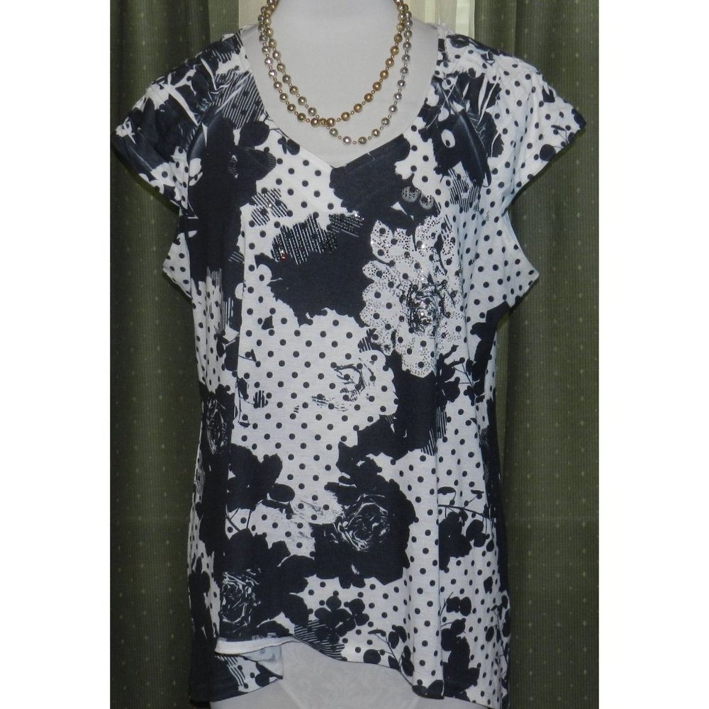 Avenue 18 / 20 embellished top stretchy top